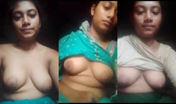 Indian Vlg Girl Shows Her Boobs